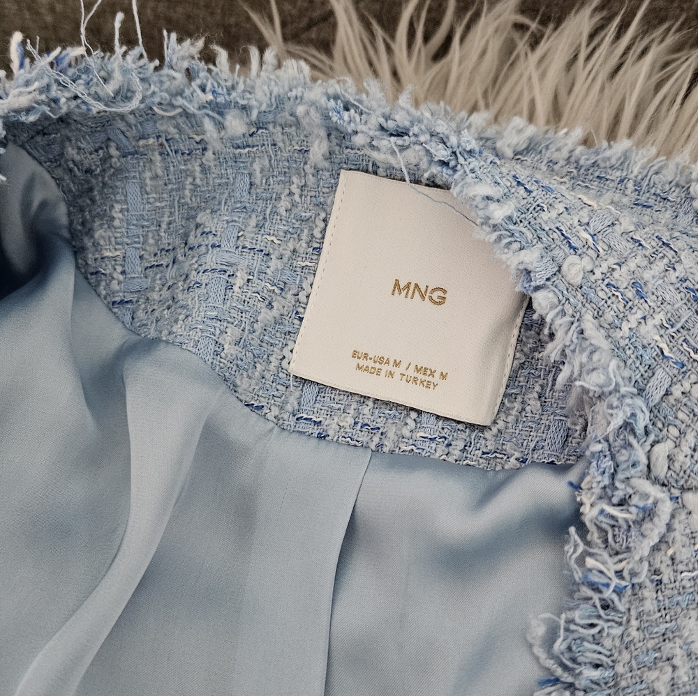 MANGO BLOGGER FAVE Blue Textured Tweed Classic Blazer Pearl Button Suit Jacket M - Picture 5 of 7